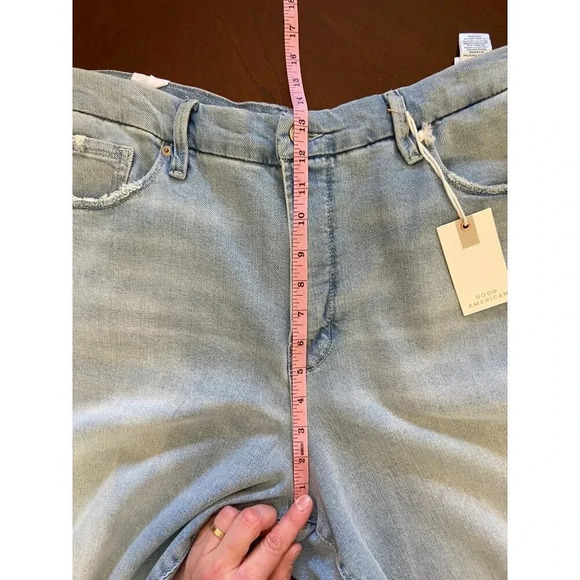 Good American NWT Good Legs Good Crop  Skinny Jean Size 18 Light Wash Revolve - Picture 9 of 12